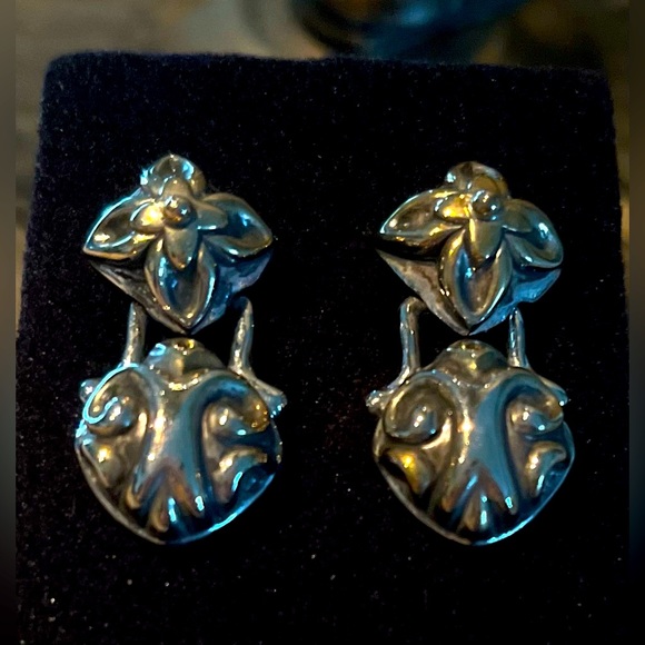 JOSEPH CLEARY Double Toned Vintage Hanging Earrings - Picture 1 of 6